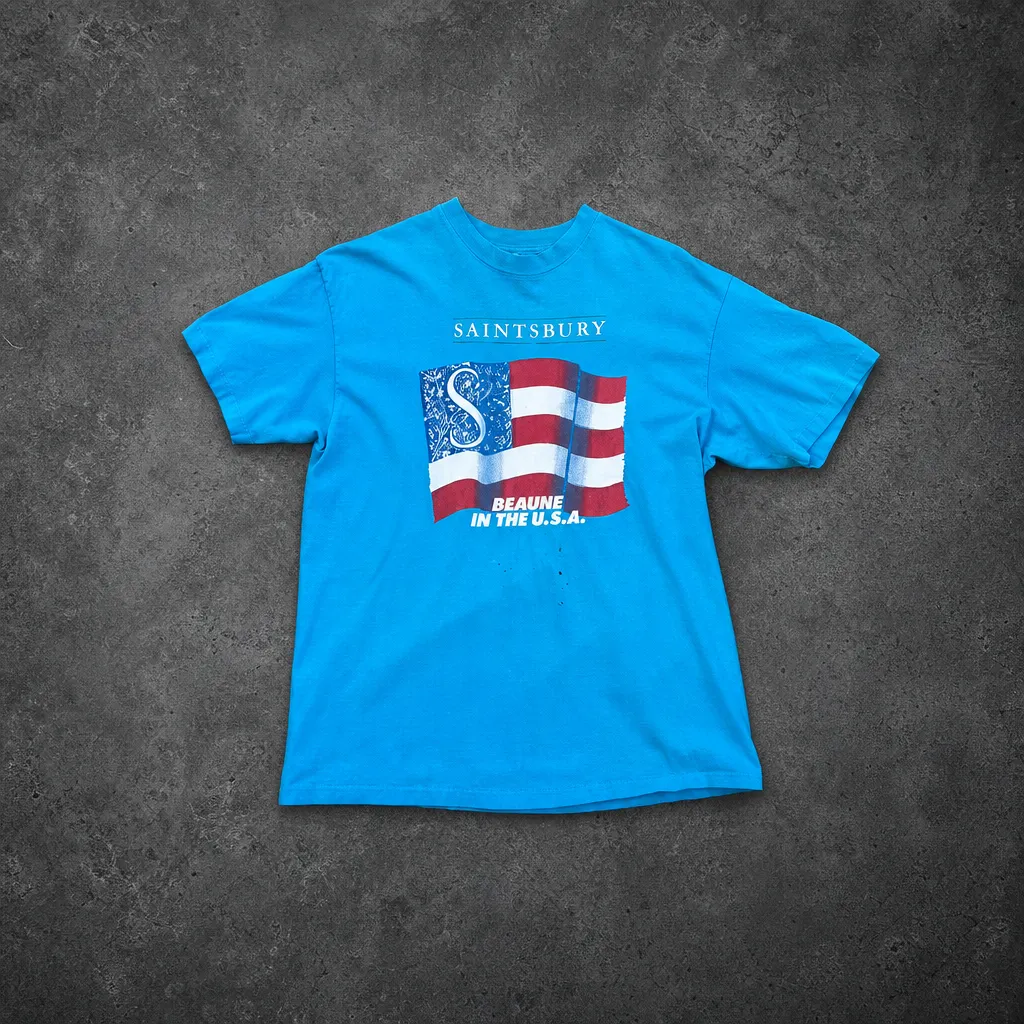 SAINTSBURY BEAUNE IN THE U.S.A. GRAPHIC T-SHIRT